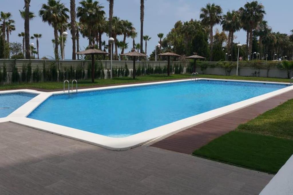 Edificio Mondrian 1ª Linea Vistas Al Mar Daire Oropesa del Mar Dış mekan fotoğraf